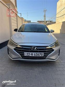 هیوندای ئەلەنترا